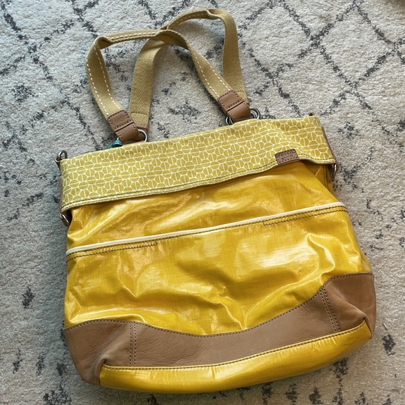 (FOSSIL) Key-Per Yellow Shoulder Handbag Tote - Picture 2 of 15